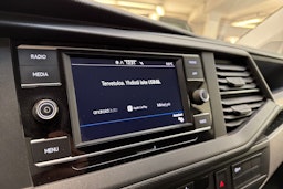 valkoinen Volkswagen Transporter 2021 kuva 17.