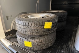 valkoinen Volkswagen Transporter 2021 kuva 25.