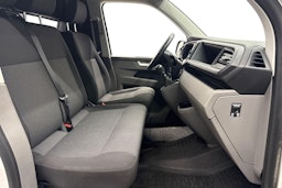 valkoinen Volkswagen Transporter 2021 kuva 11.