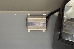 valkoinen Volkswagen Transporter 2021 kuva 15.