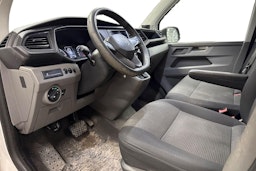 valkoinen Volkswagen Transporter 2021 kuva 3.