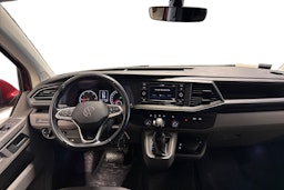 punainen Volkswagen Transporter 2021 kuva 9.