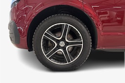 punainen Volkswagen Transporter 2021 kuva 12.