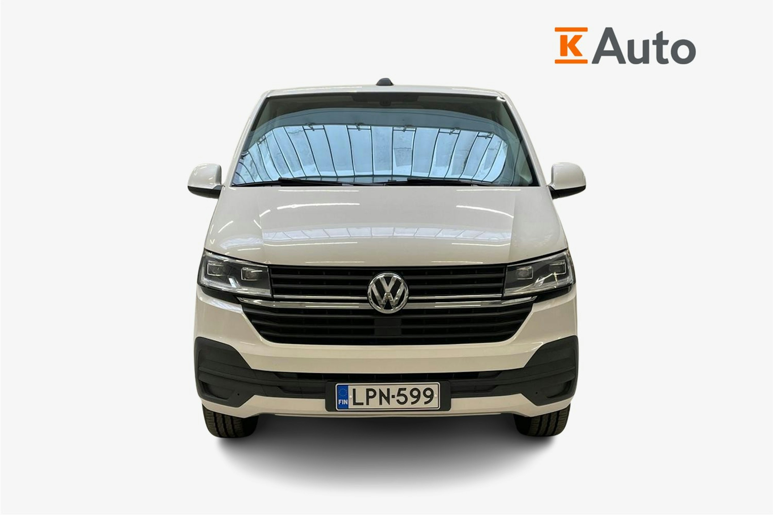 valkoinen Volkswagen Transporter 2021 kuva 5.