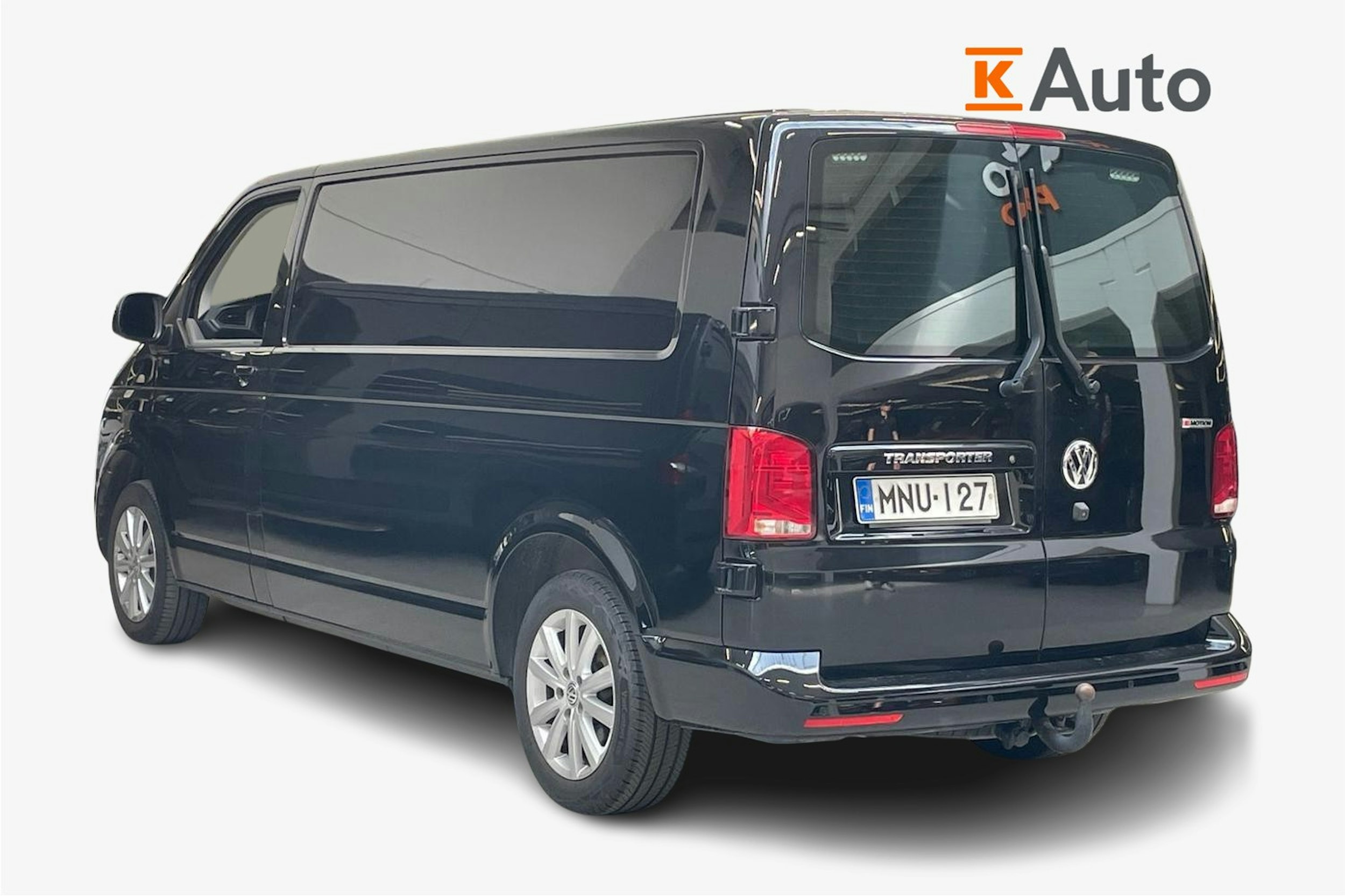 musta Volkswagen Transporter 2021 kuva 2.