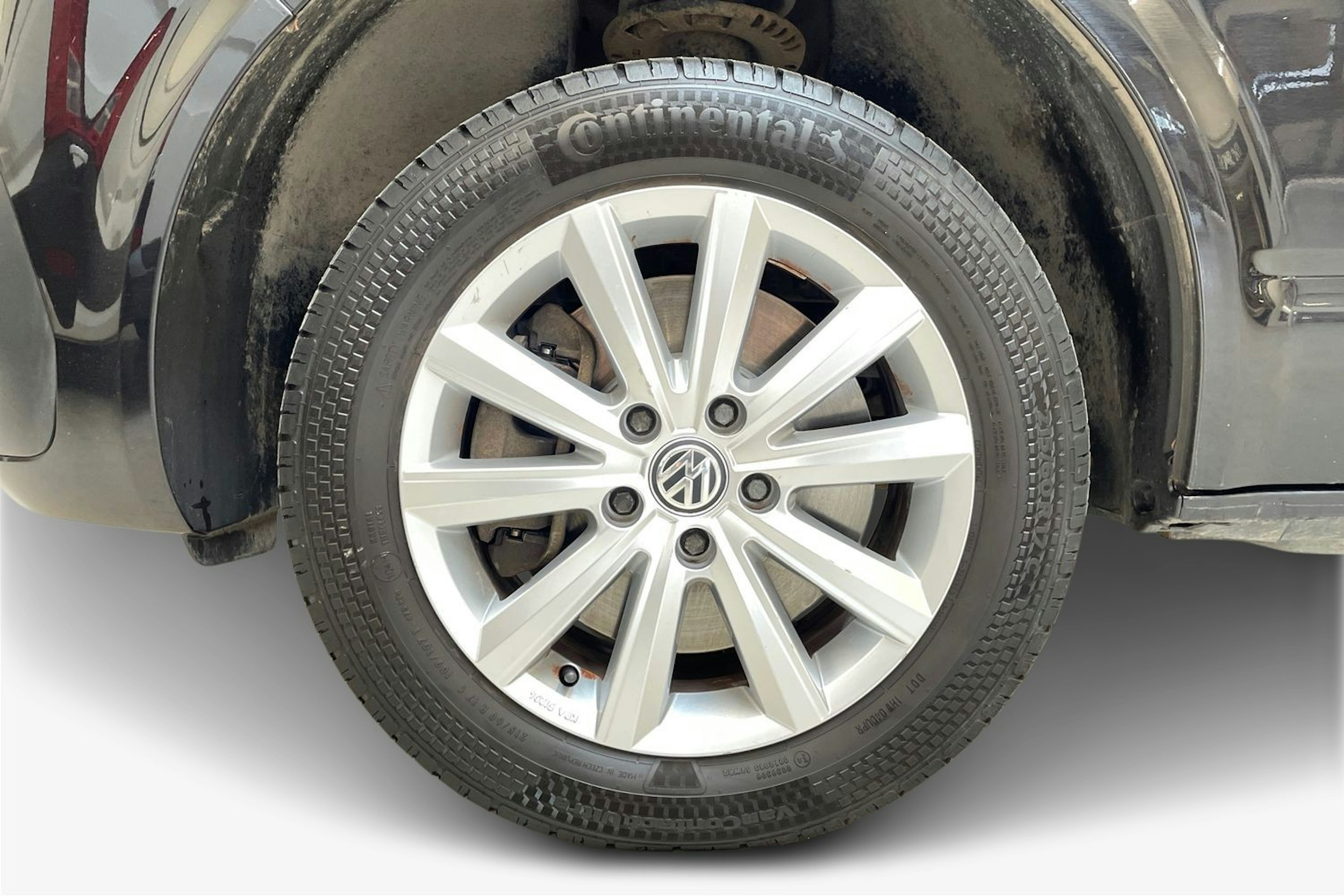 musta Volkswagen Transporter 2021 kuva 10.