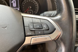 musta Volkswagen Transporter 2021 kuva 19.
