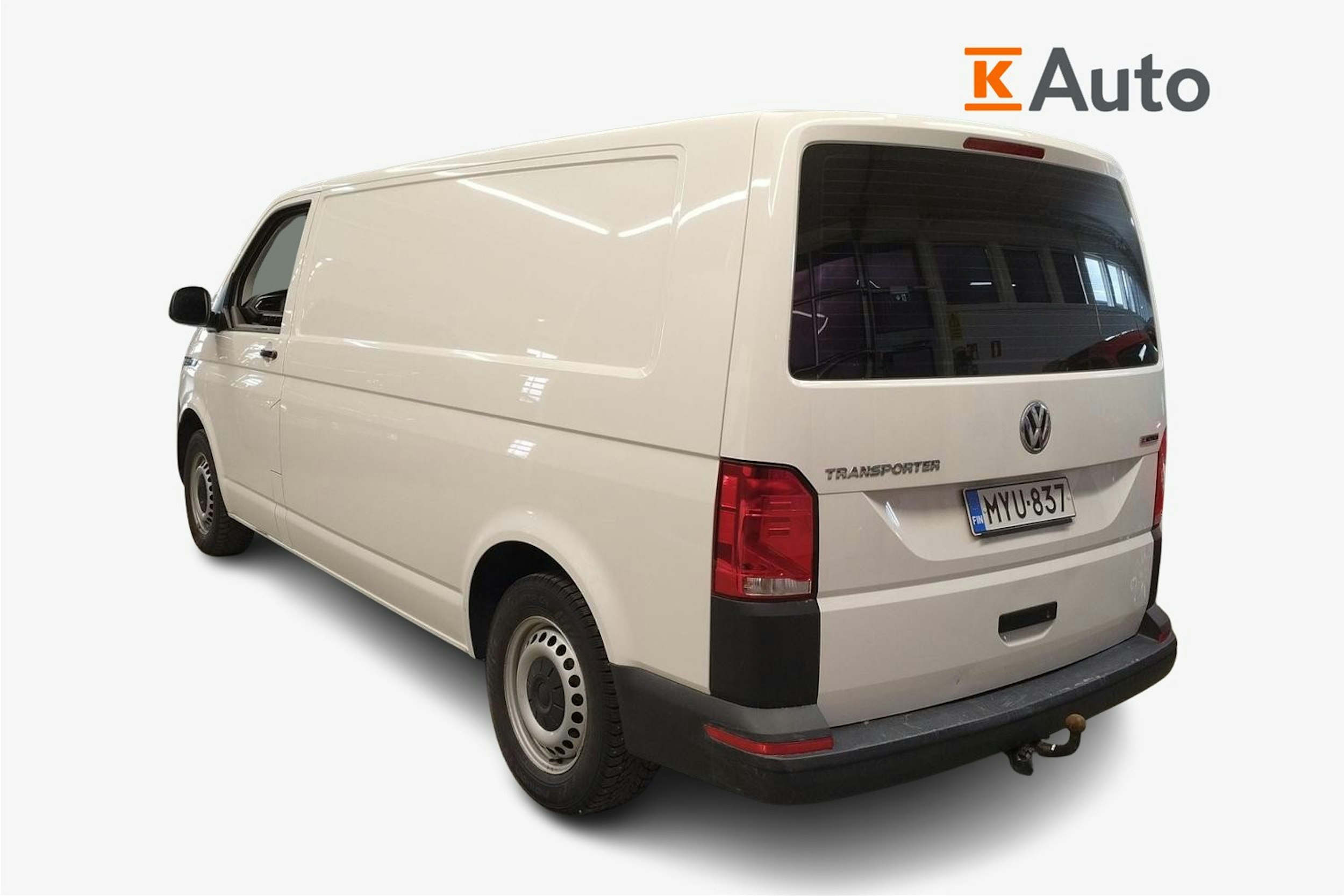 valkoinen Volkswagen Transporter 2021 kuva 2.