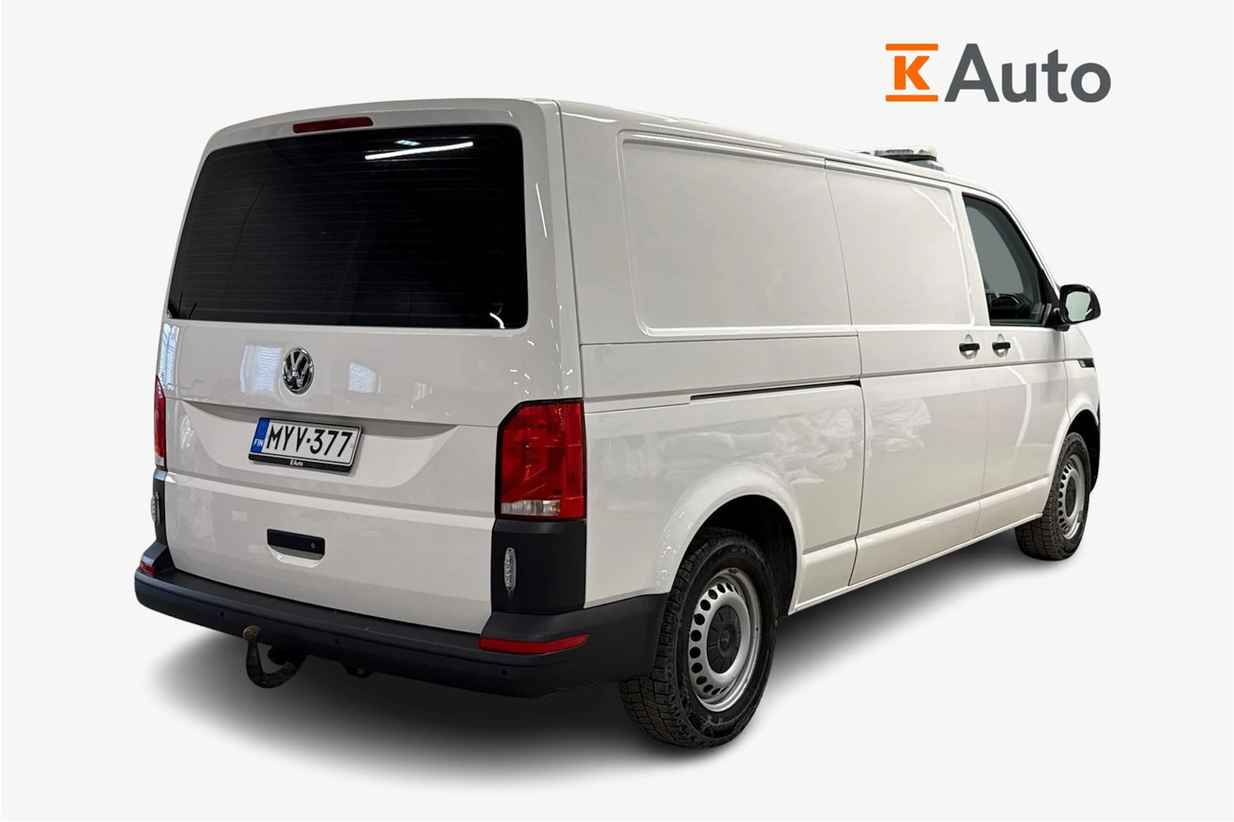 valkoinen Volkswagen Transporter 2021 kuva 2.