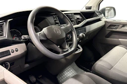 valkoinen Volkswagen Transporter 2021 kuva 6.
