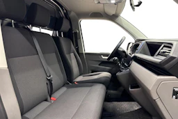 valkoinen Volkswagen Transporter 2021 kuva 8.