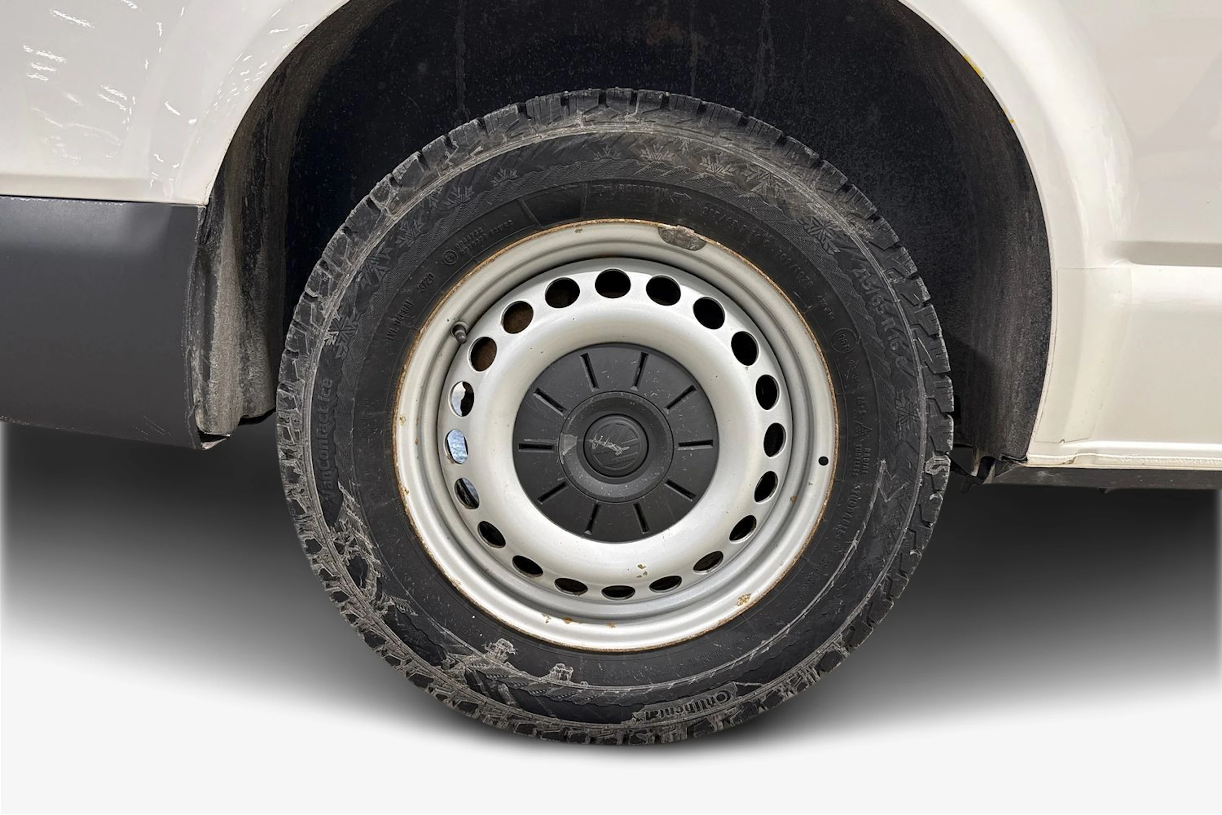 valkoinen Volkswagen Transporter 2021 kuva 9.