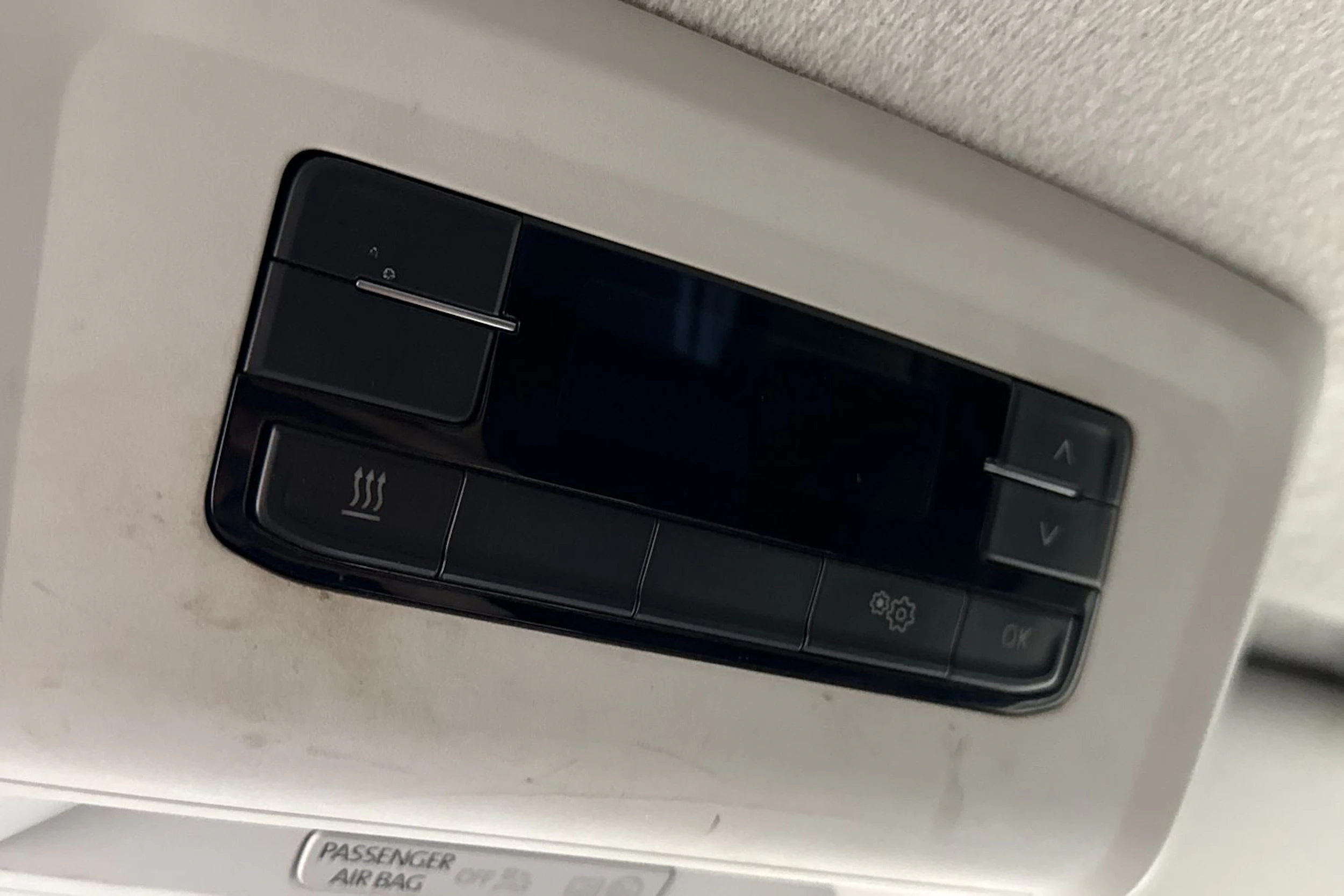 valkoinen Volkswagen Transporter 2021 kuva 18.