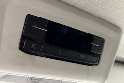 valkoinen Volkswagen Transporter 2021 kuva 18.