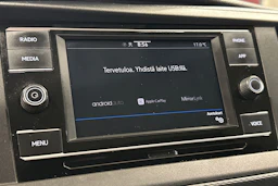 valkoinen Volkswagen Transporter 2021 kuva 20.