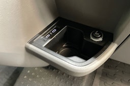 sininen Volkswagen Transporter 2021 kuva 14.