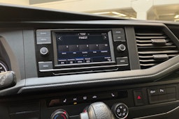 met. harmaa Volkswagen Transporter 2021 kuva 20.