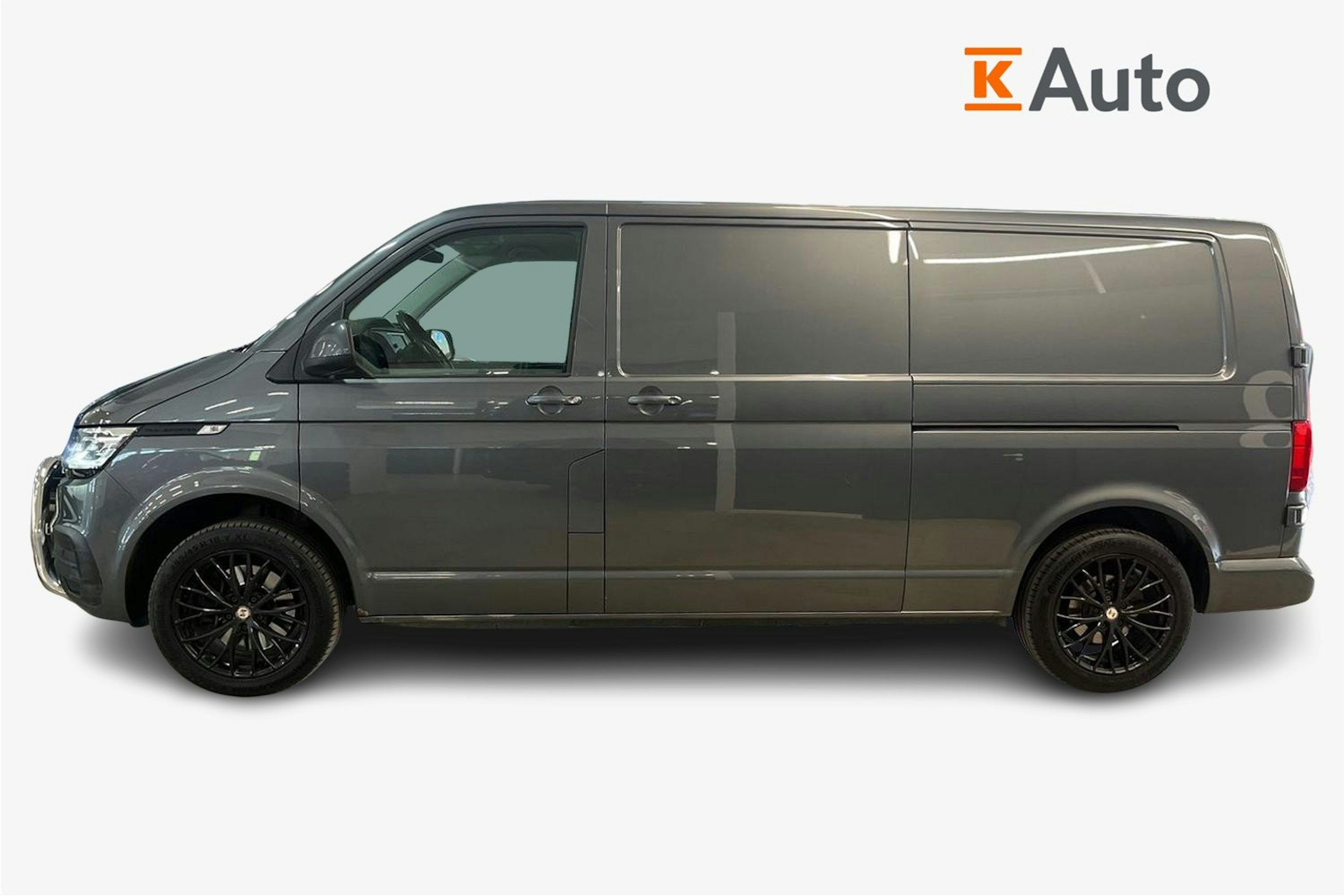 Harmaa Volkswagen Transporter 2021 kuva 6.