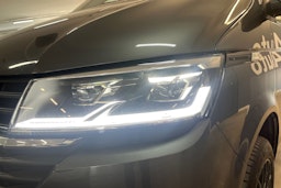 Harmaa Volkswagen Transporter 2021 kuva 23.