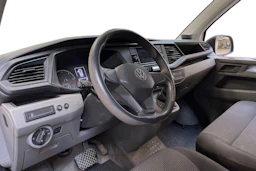valkoinen Volkswagen Transporter 2021 kuva 3.