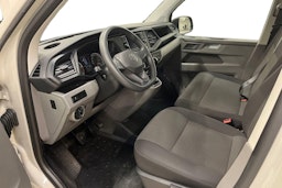 harmaa Volkswagen Transporter 2021 kuva 8.