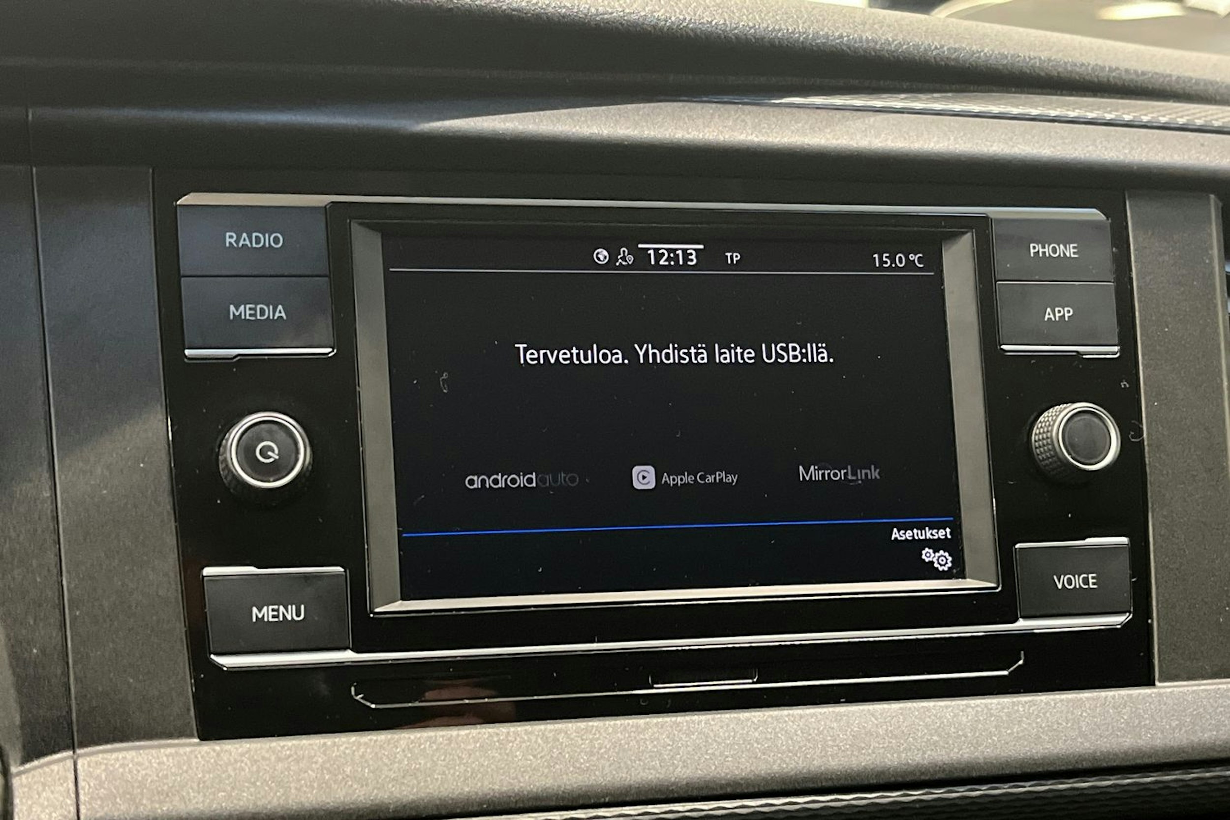 harmaa Volkswagen Transporter 2021 kuva 19.