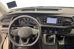 Valkoinen Volkswagen Transporter 2021 kuva 9.