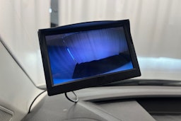 Valkoinen Volkswagen Transporter 2021 kuva 33.