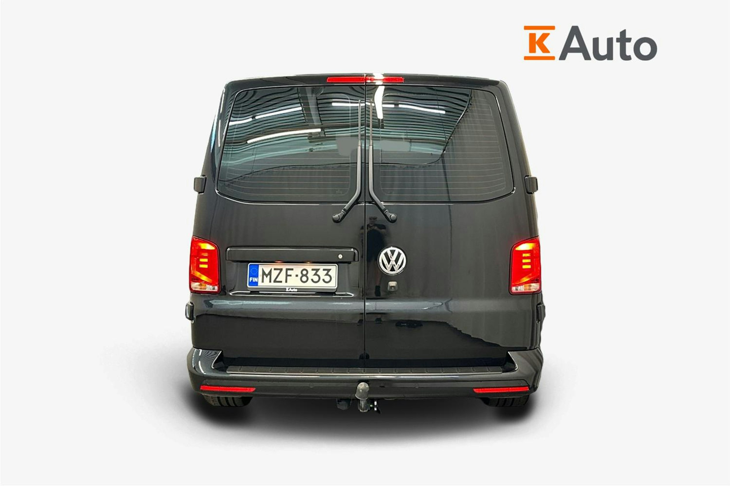 musta Volkswagen Transporter 2021 kuva 3.