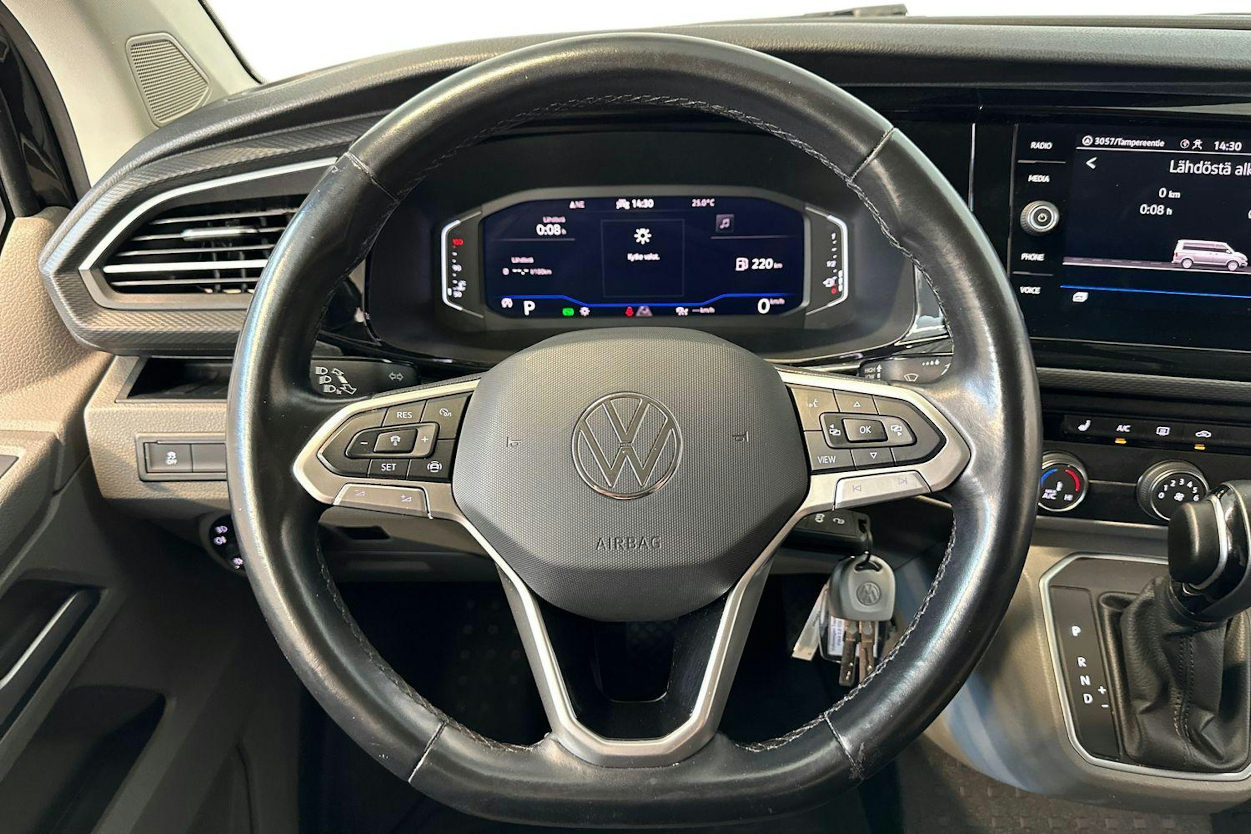 musta Volkswagen Transporter 2021 kuva 9.