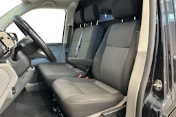 musta Volkswagen Transporter 2021 kuva 10.