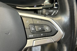 musta Volkswagen Transporter 2021 kuva 19.