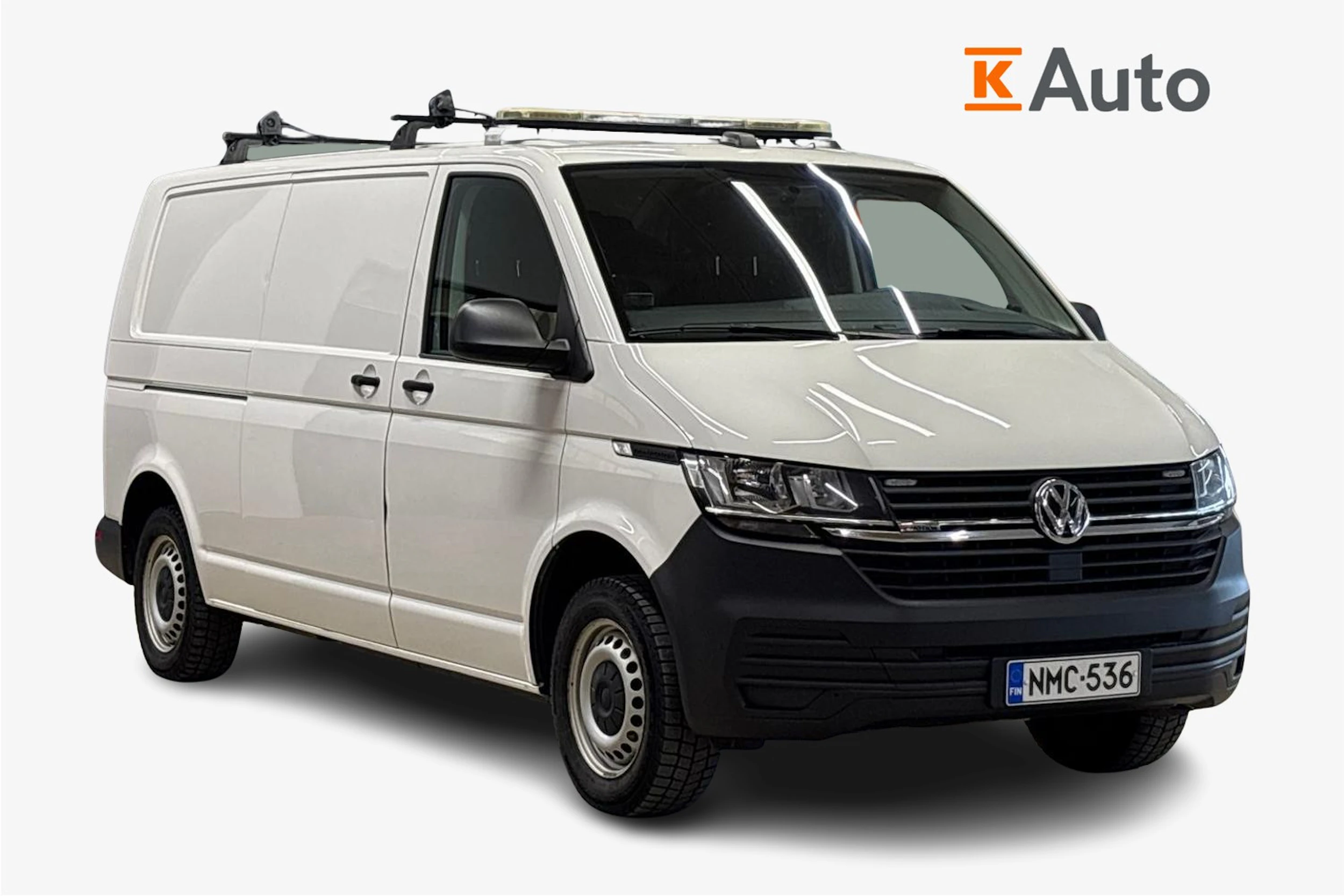 valkoinen Volkswagen Transporter 2021 kuva 4.