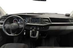 valkoinen Volkswagen Transporter 2021 kuva 12.