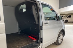 hopea Volkswagen Transporter 2021 kuva 17.