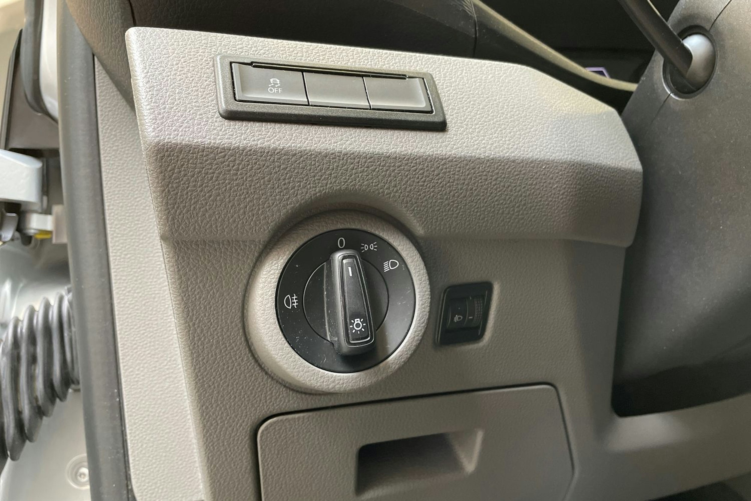 hopea Volkswagen Transporter 2021 kuva 23.