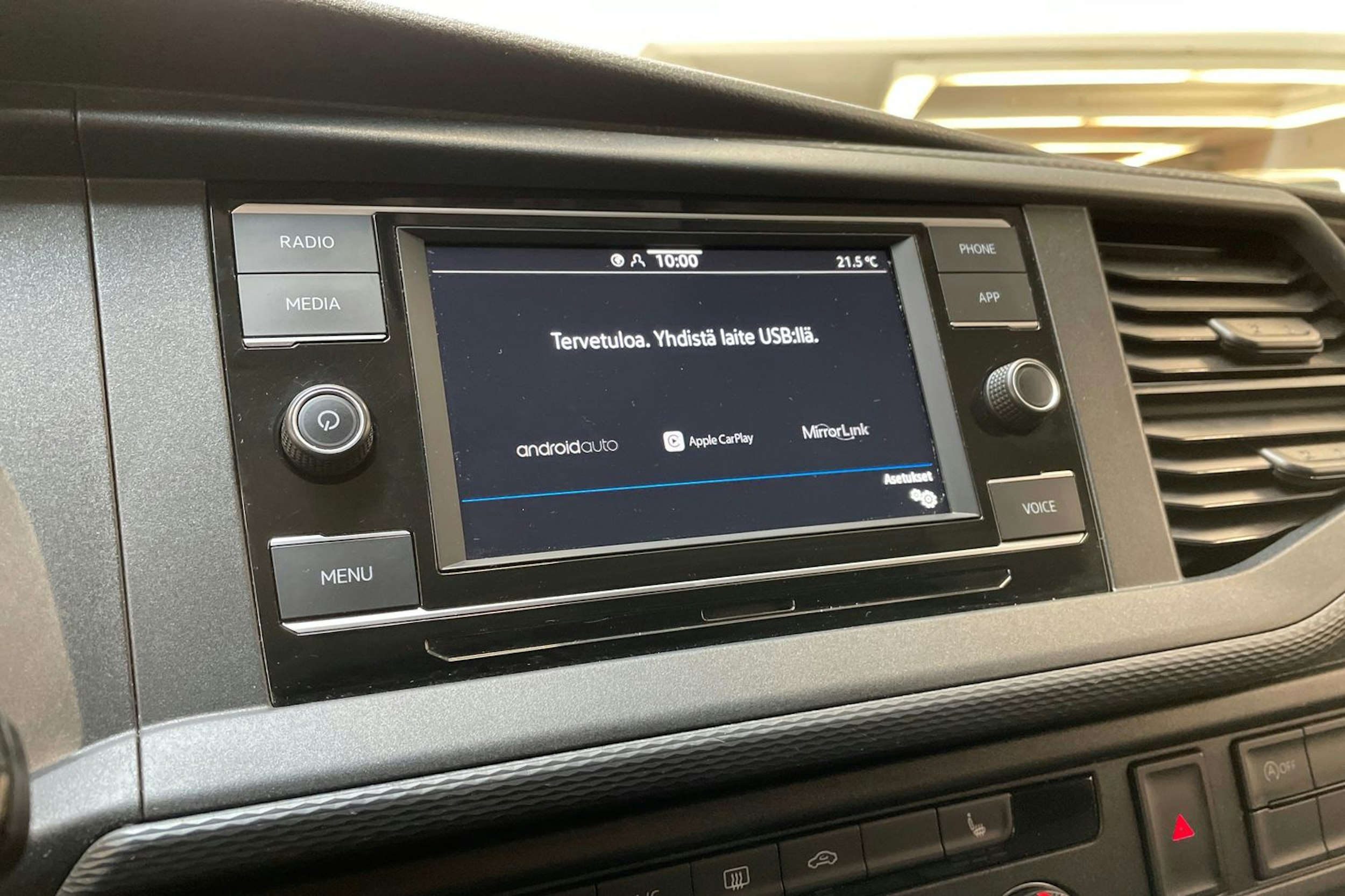 hopea Volkswagen Transporter 2021 kuva 26.
