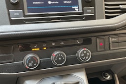 hopea Volkswagen Transporter 2021 kuva 27.