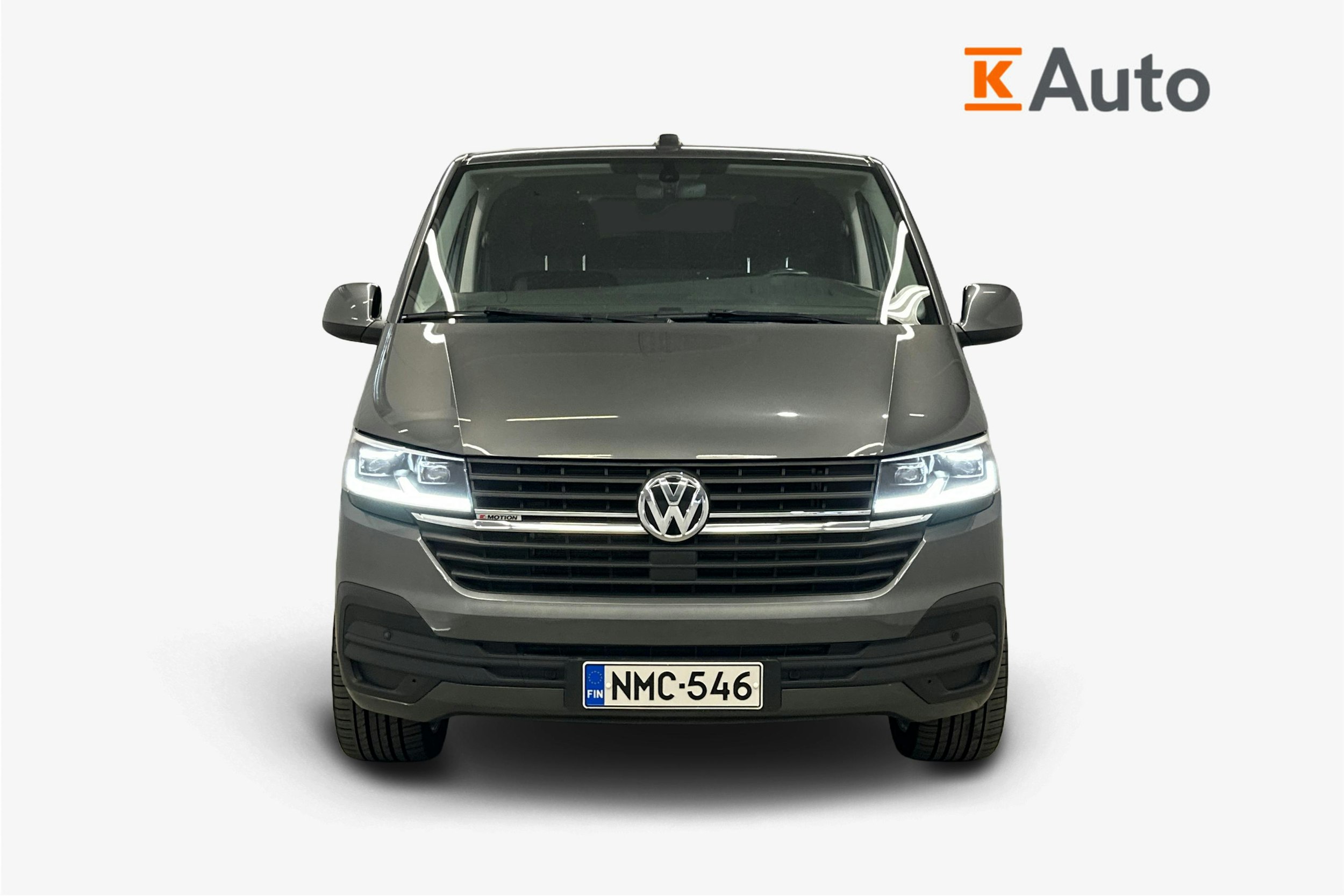 harmaa Volkswagen Transporter 2021 kuva 4.