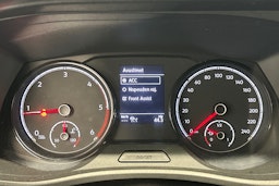 harmaa Volkswagen Transporter 2021 kuva 17.