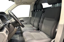 Musta Volkswagen TRANSPORTER 2021 kuva 10.