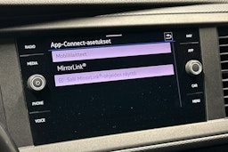 Musta Volkswagen TRANSPORTER 2021 kuva 18.