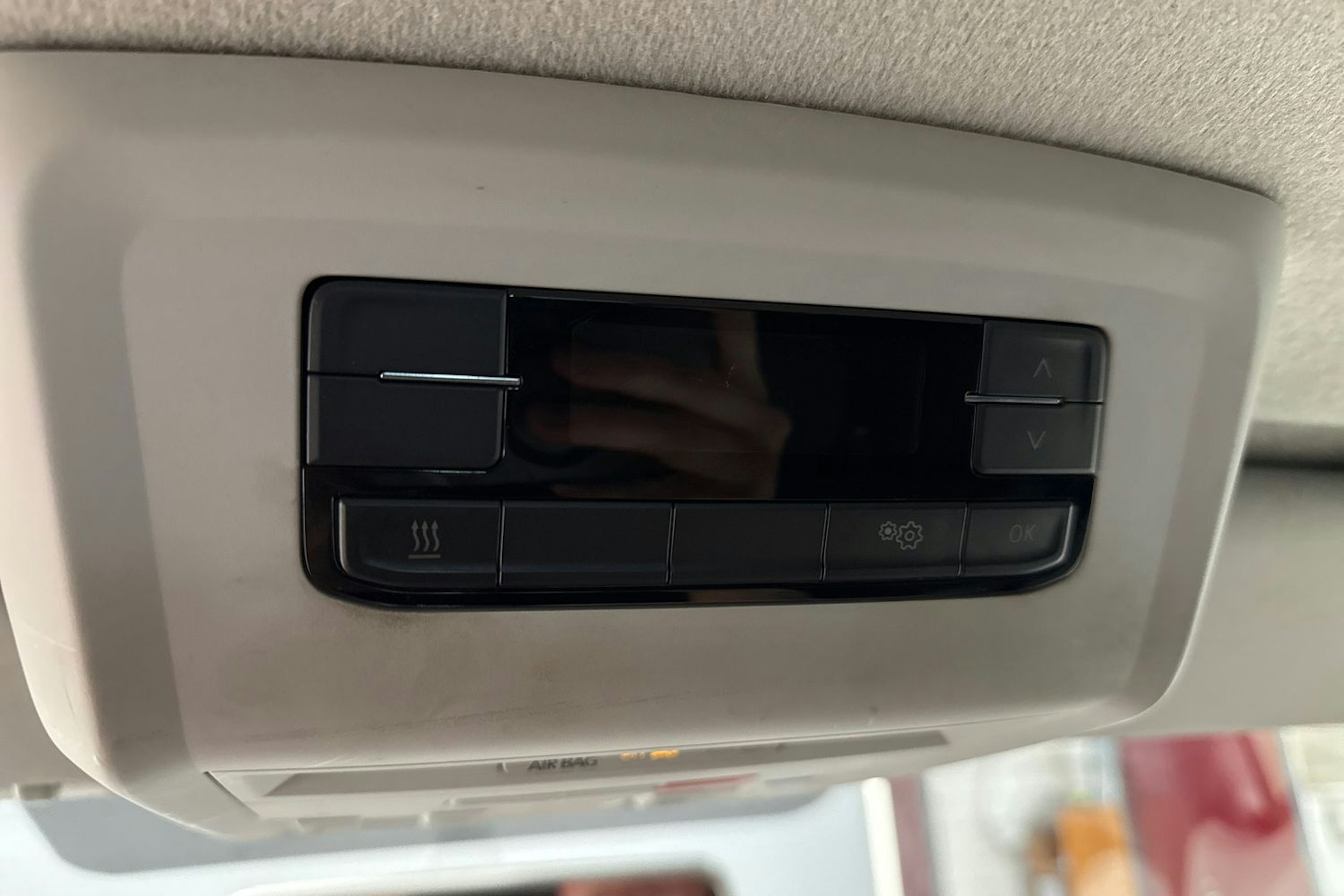 valkoinen Volkswagen Transporter 2021 kuva 17.