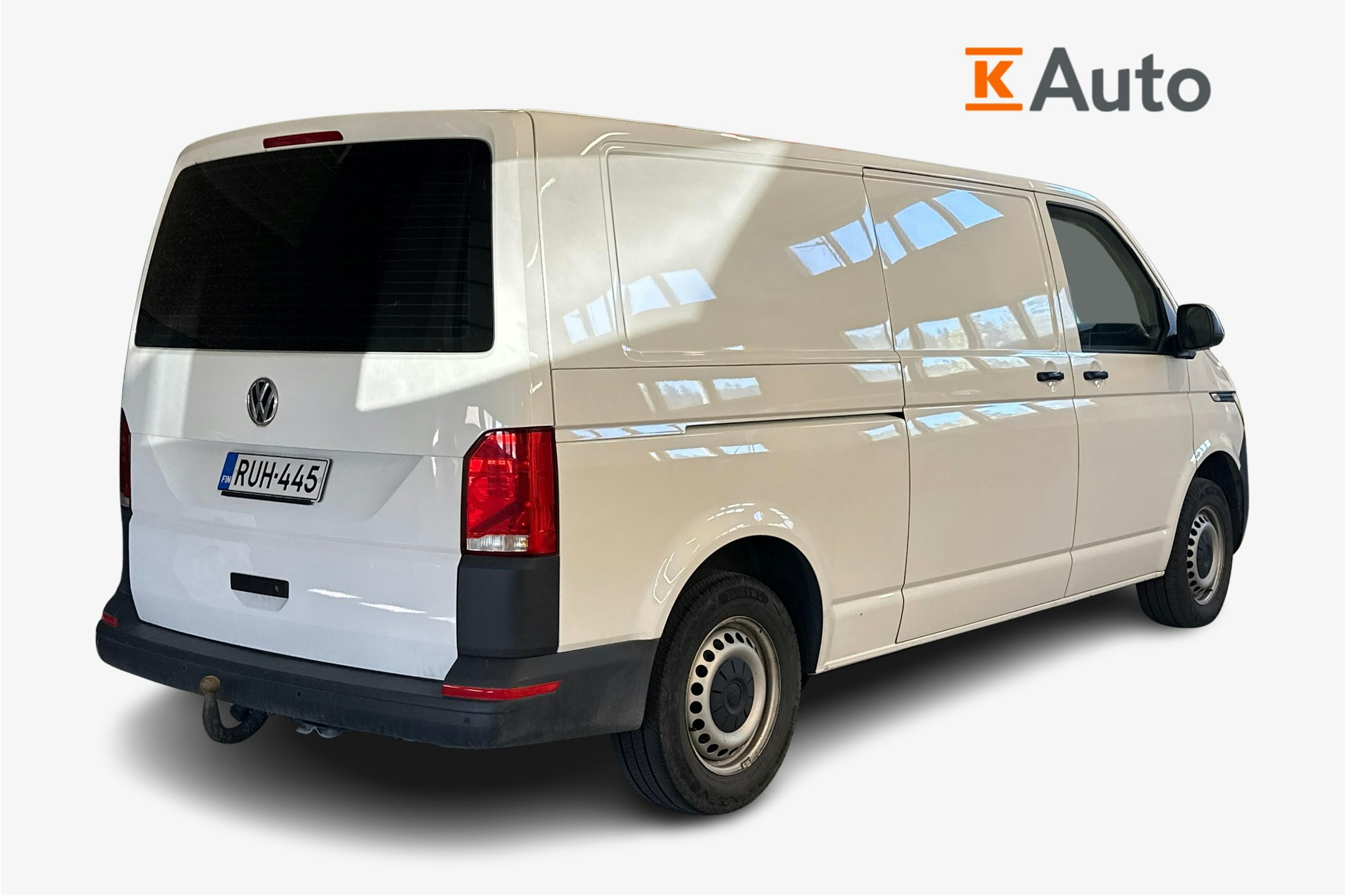 valkoinen Volkswagen Transporter 2021 kuva 2.