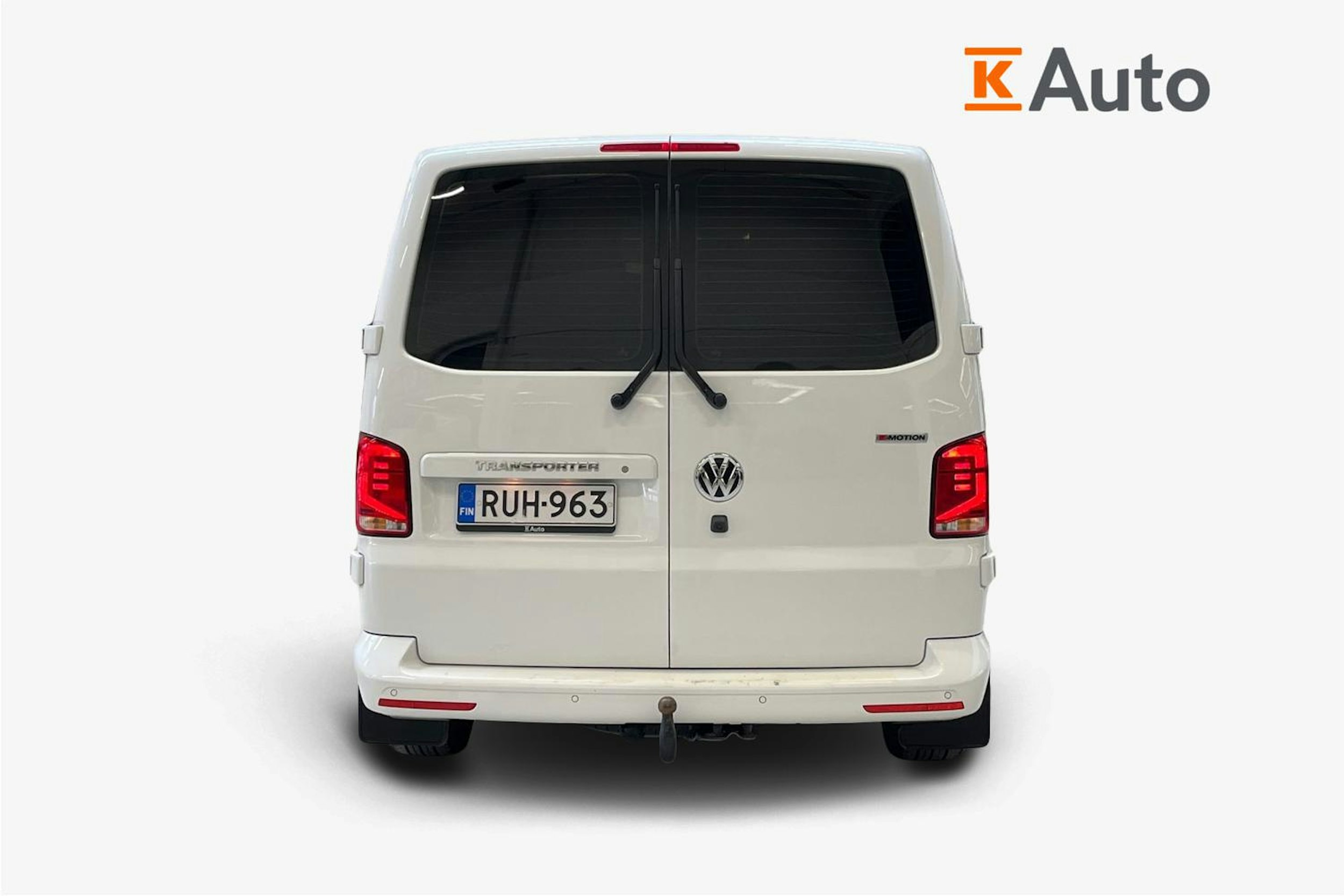 valkoinen Volkswagen Transporter 2021 kuva 3.
