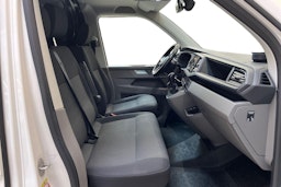 valkoinen Volkswagen Transporter 2021 kuva 8.