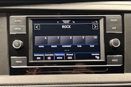 Valkoinen Volkswagen TRANSPORTER 2021 kuva 16.