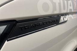 valkoinen Volkswagen Transporter 2021 kuva 13.