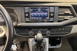 musta Volkswagen Transporter 2021 kuva 7.