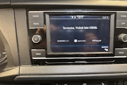 musta Volkswagen Transporter 2021 kuva 18.